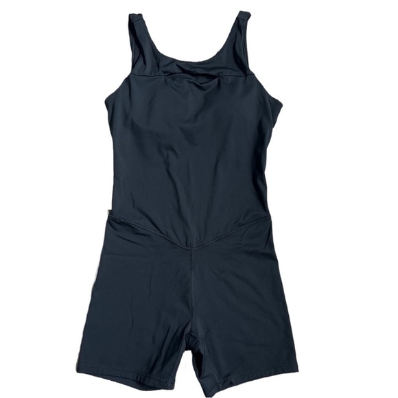 JoyLab Black Sleeveless Romper - Picture 3 of 7